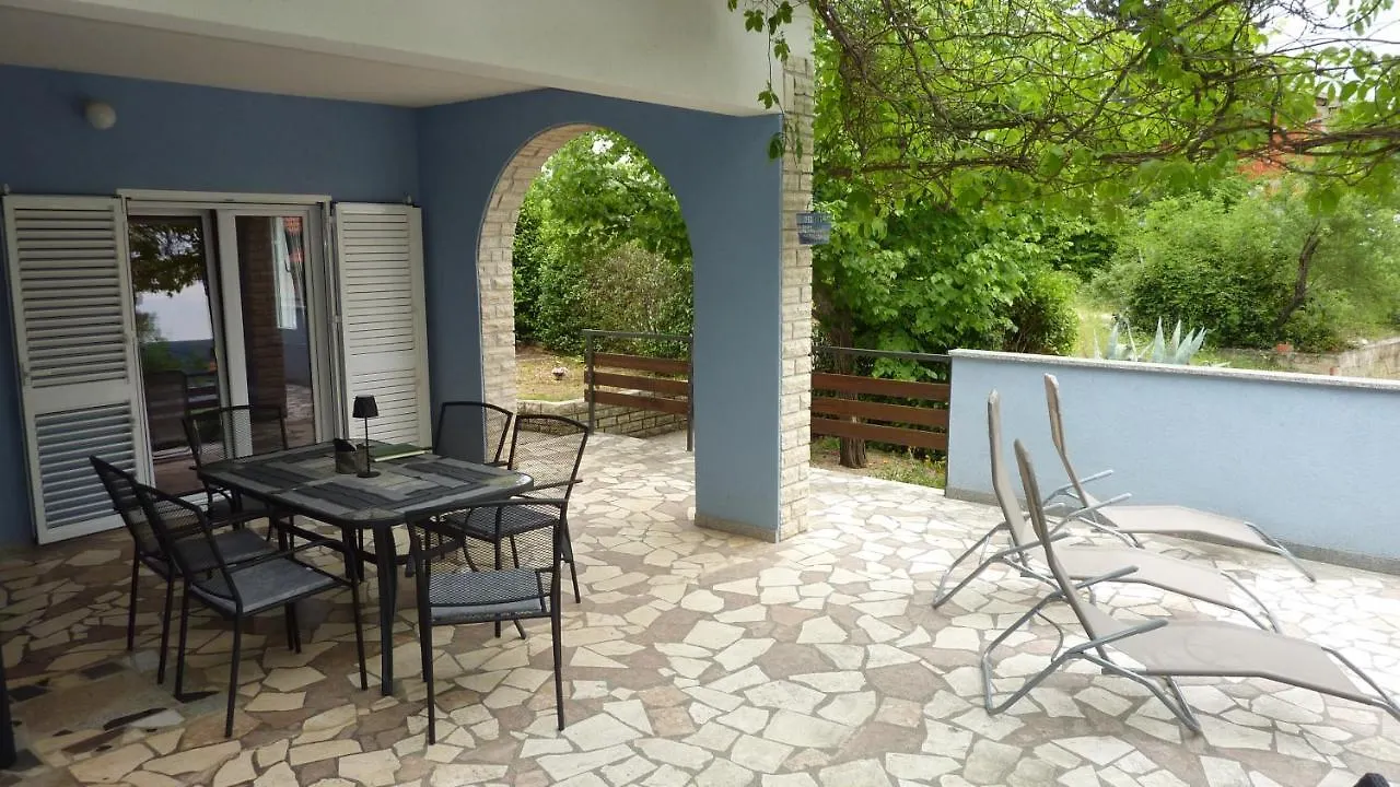 Holiday Home Blue 40 M From Beach Krusevo