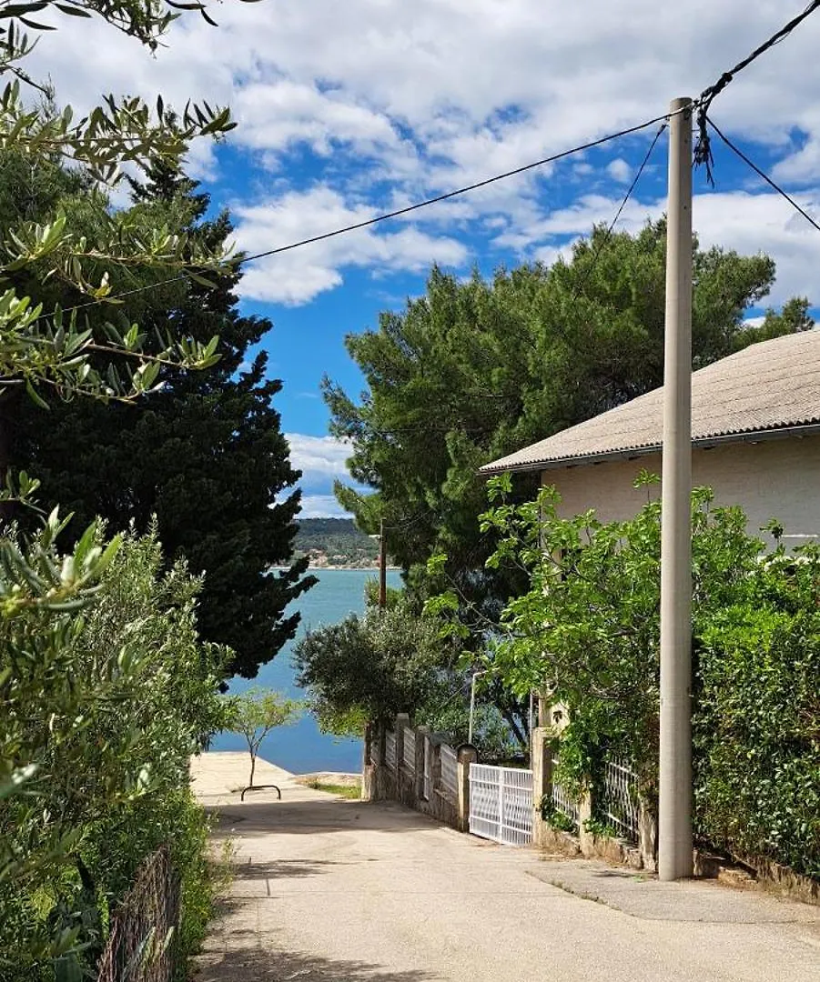 Holiday Home Blue 40 M From Beach Kruševo